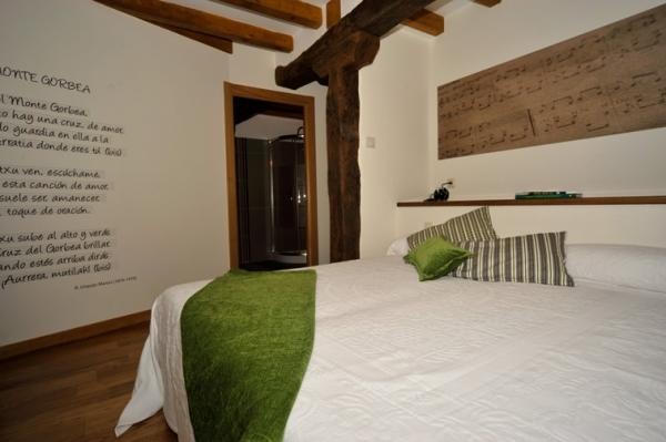 Llanteno Casa Rural Garabilla الغرفة الصورة